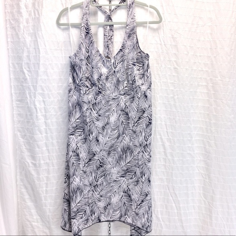 Sleeveless Women’s Pattern print Halter Dress by Studio 1940 18/20